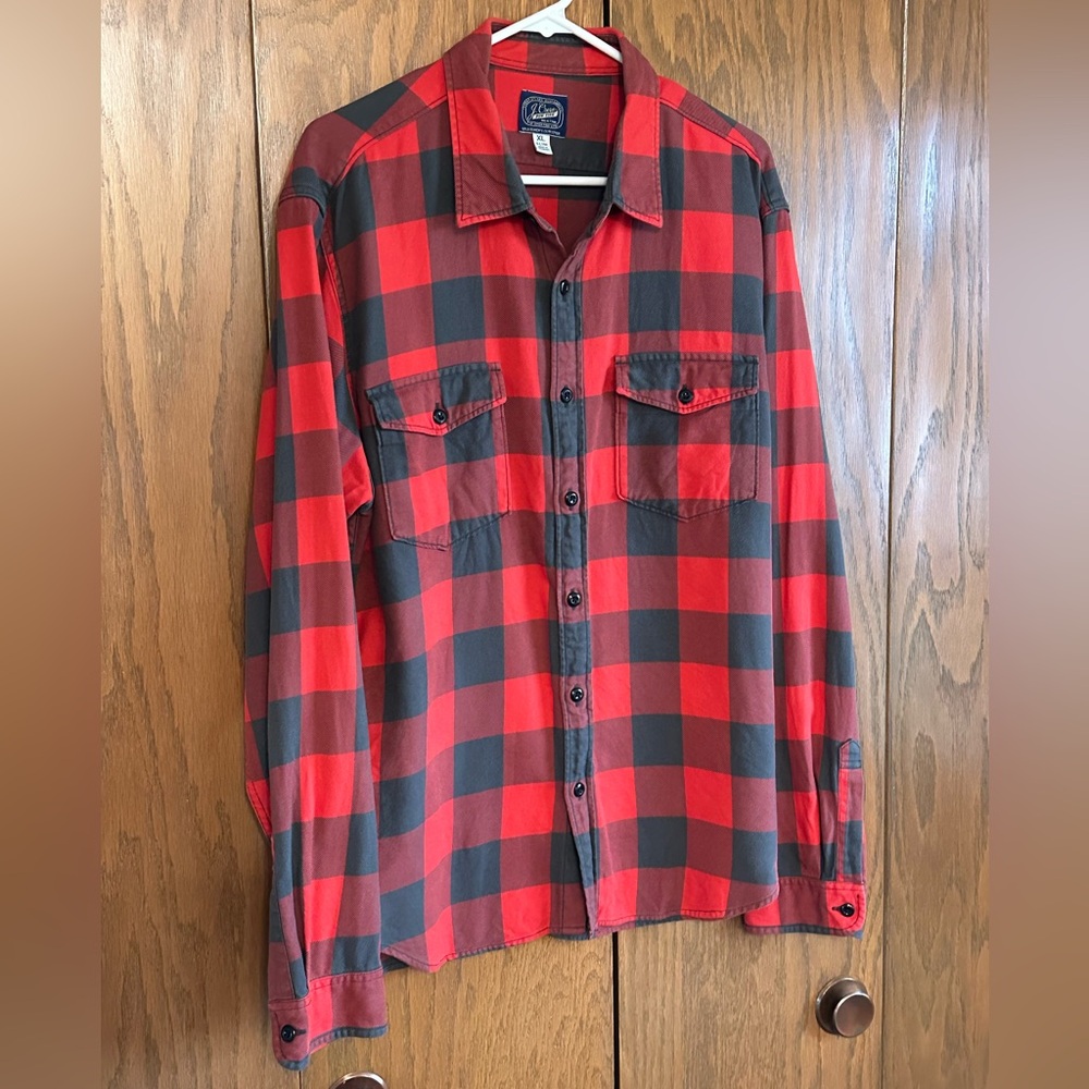 ⭐️ SLIM ⭐️ J.Crew Buffalo Check Plaid Shirt
